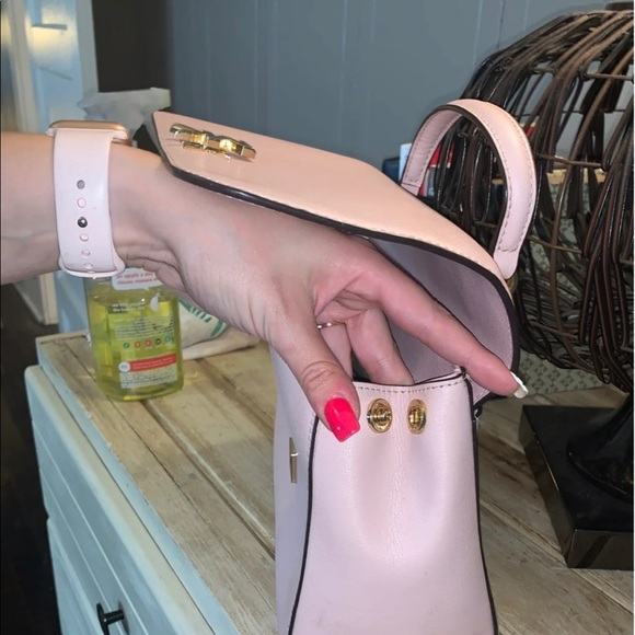 Michael Kors purse - Picture 2 of 7